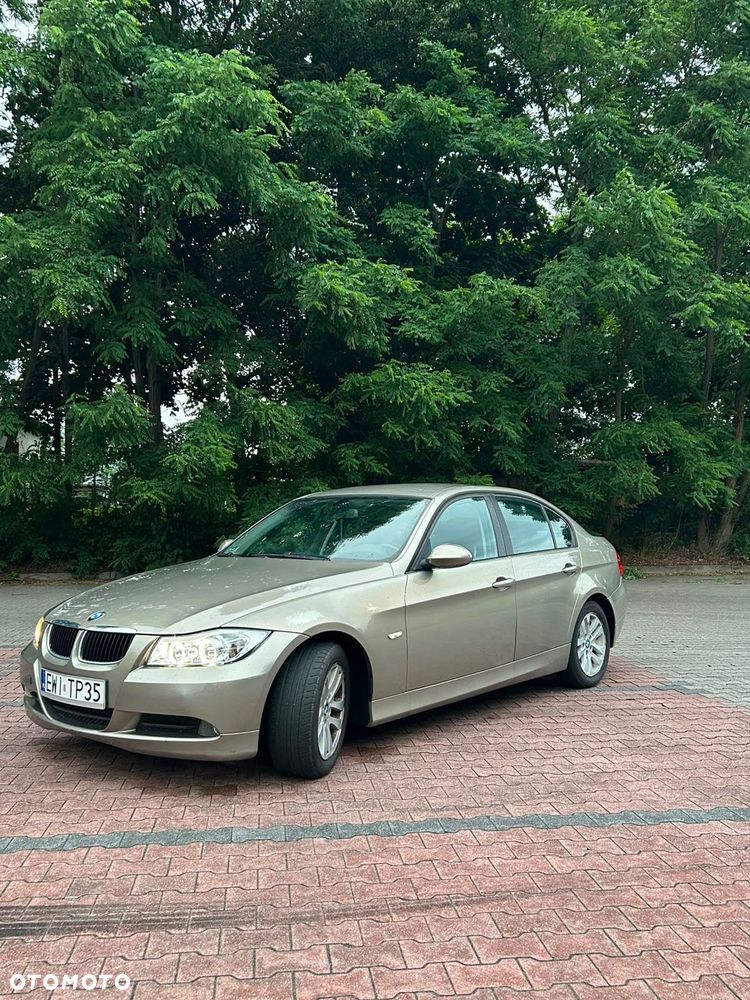 BMW Seria 3 - 1
