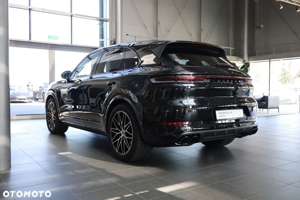 Porsche Cayenne - 5