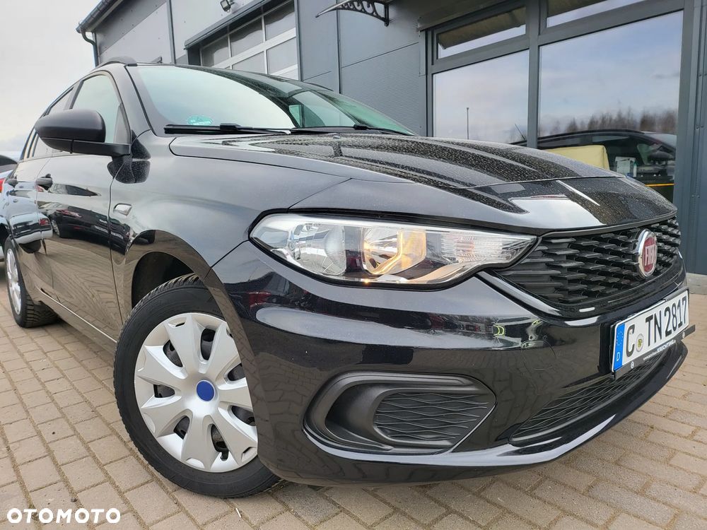 Fiat Tipo 1.4 16v Lounge EU6d - 2