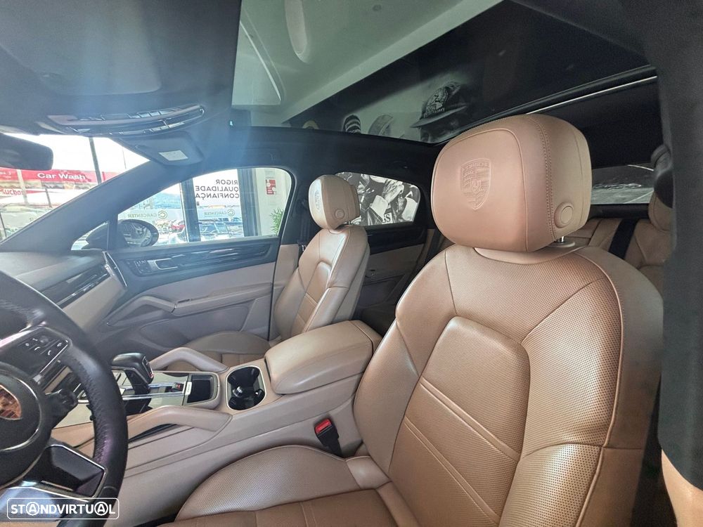 Porsche Cayenne Coupé - 7