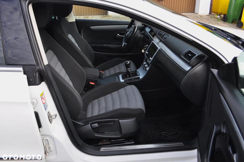Volkswagen CC 2.0 TDI BlueMotion Technology - 26