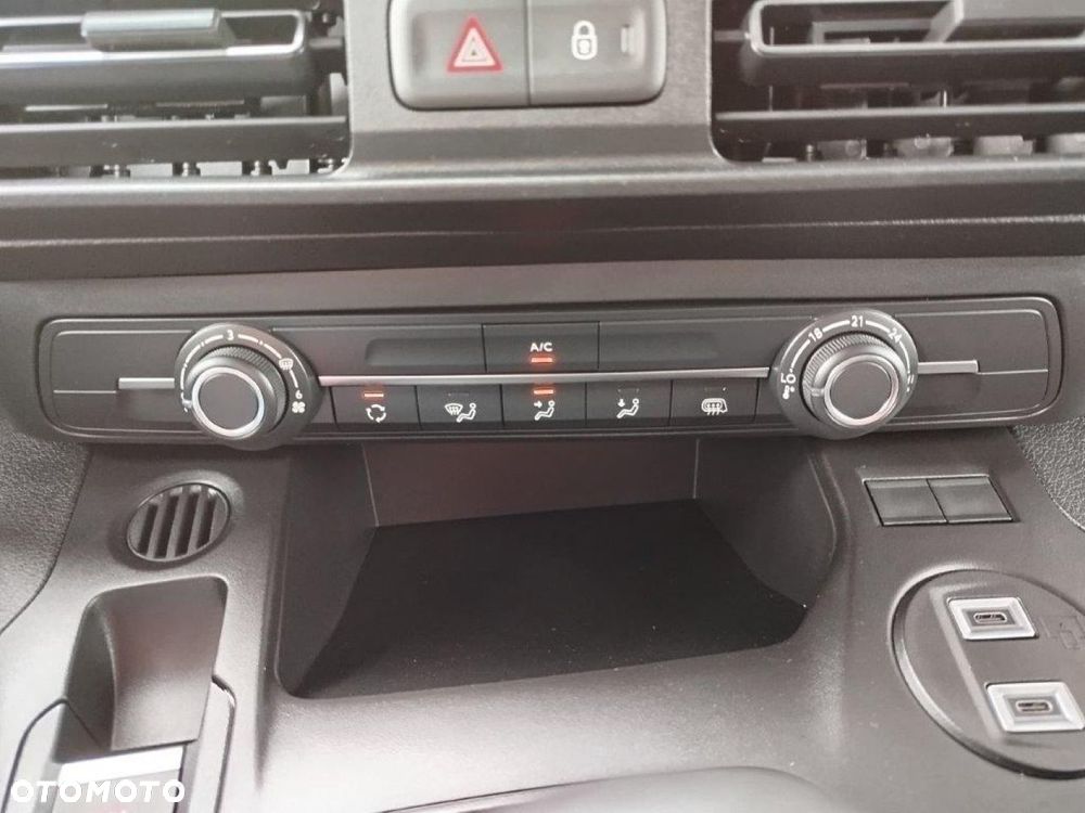 Fiat DOBLO - 21