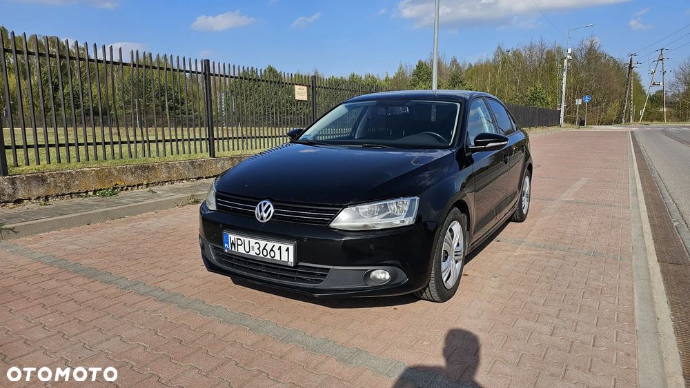 Volkswagen Jetta 1.6 TDI BMT Trendline - 1