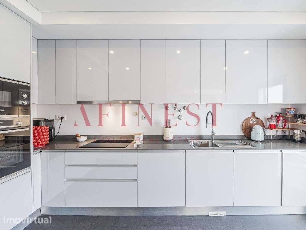Apartamento T3 como novo em condomínio privado em Cascais | Caparide - Grande imagem: 4/60