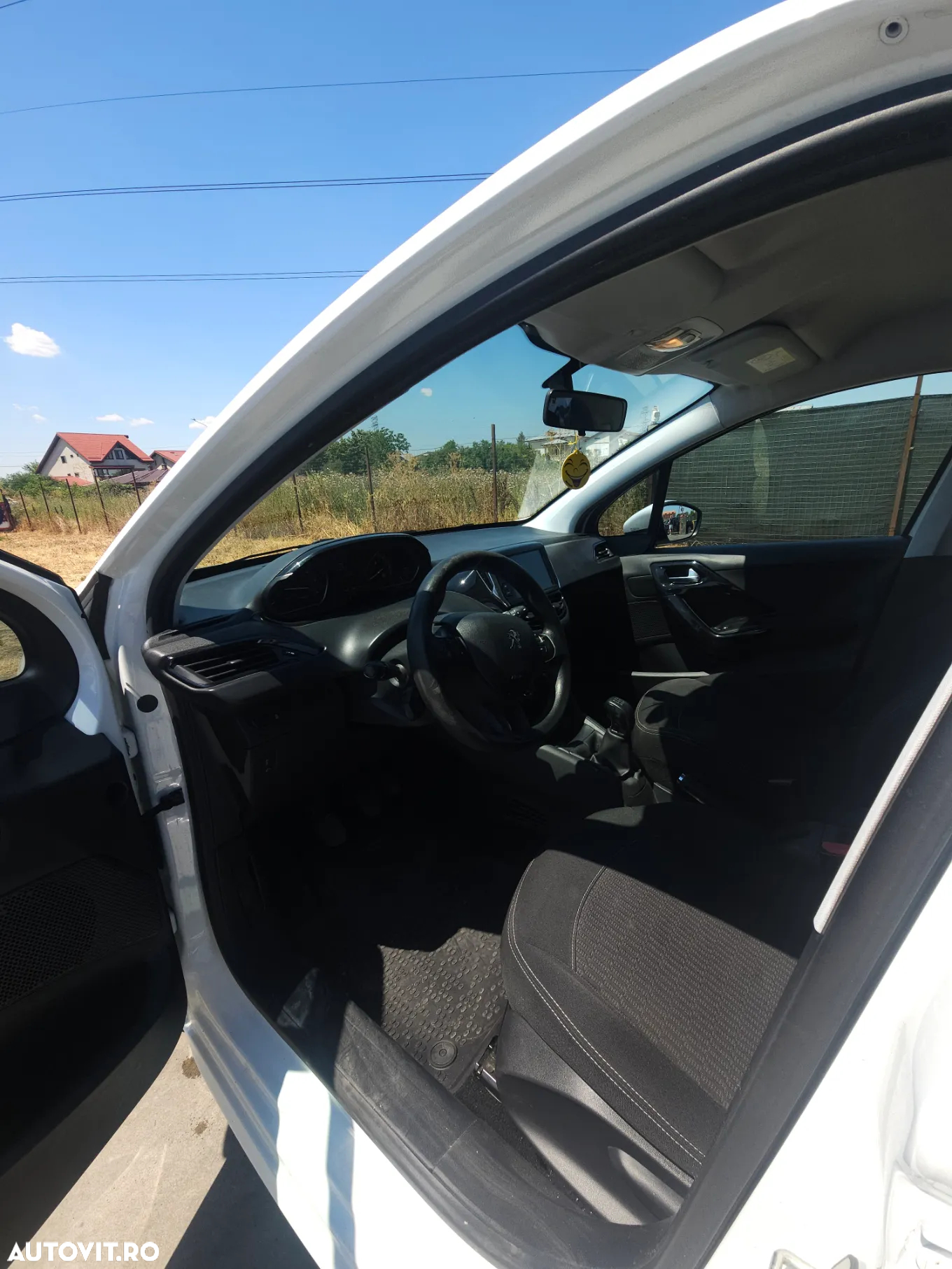 Peugeot 208 1.5 BlueHDi STT Allure - 8
