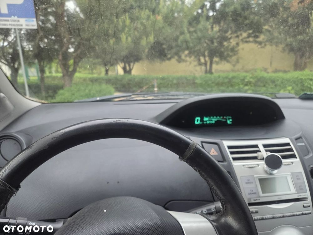 Toyota Yaris 1.4 D-4D Luna A/C - 7