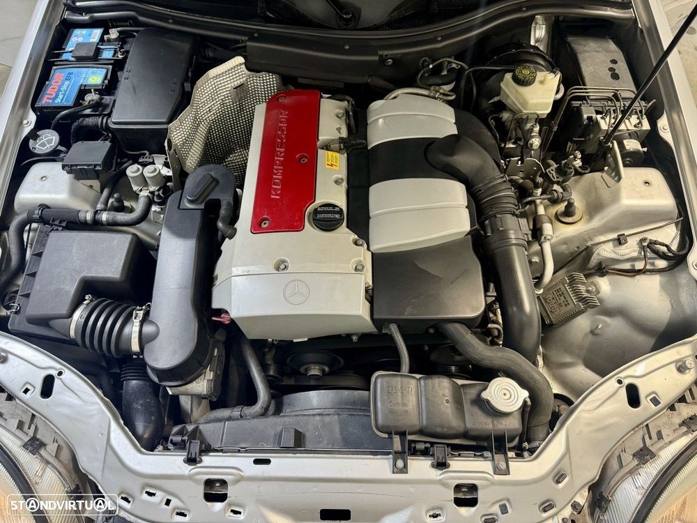 Mercedes-Benz SLK 200 - 35