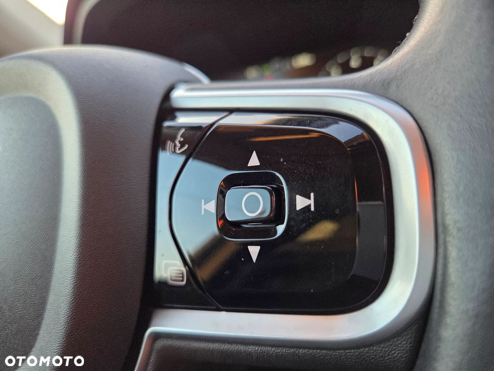 Volvo XC 60 T4 Momentum - 20