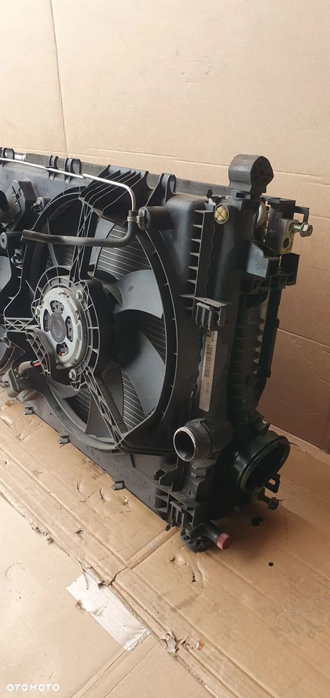 Pas przedni chłodnice wentylatory Opel Insignia A 2.0 CDTI 13223018 - 3