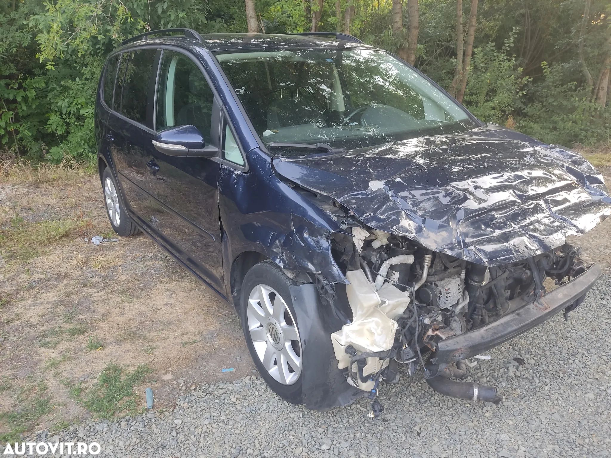 Volkswagen Touran 1.6 TDI DPF DSG STYLE - 1