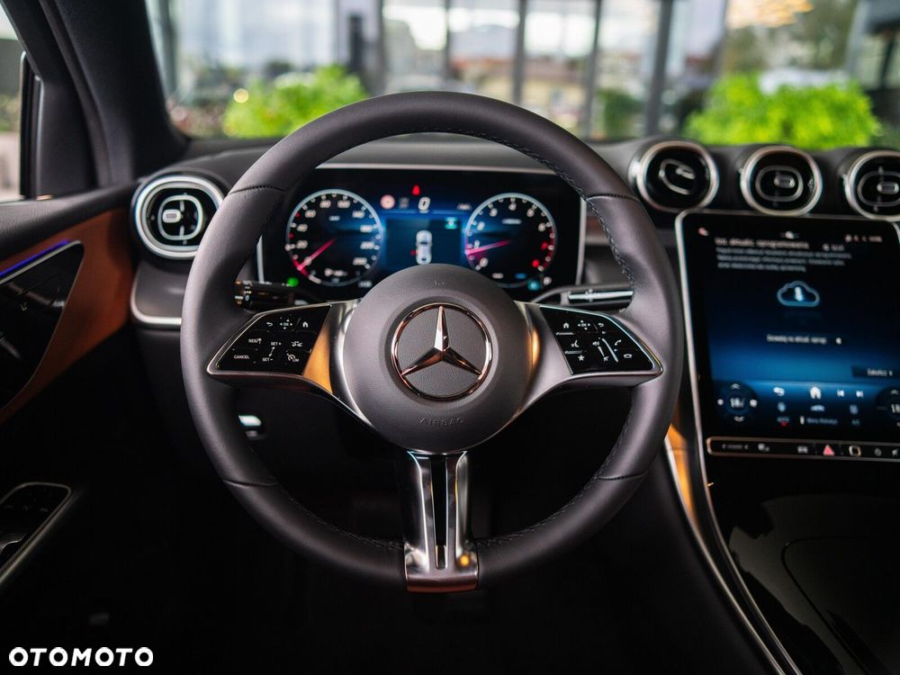 Mercedes-Benz GLC - 15