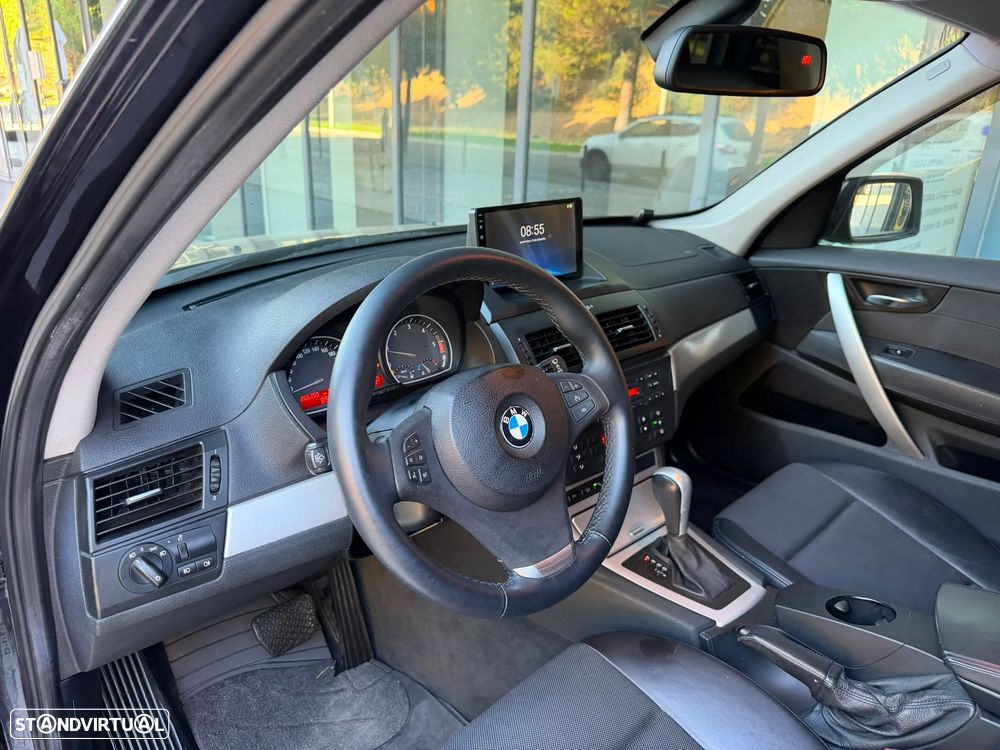 BMW X3 2.0 dA LifeStyle - 16