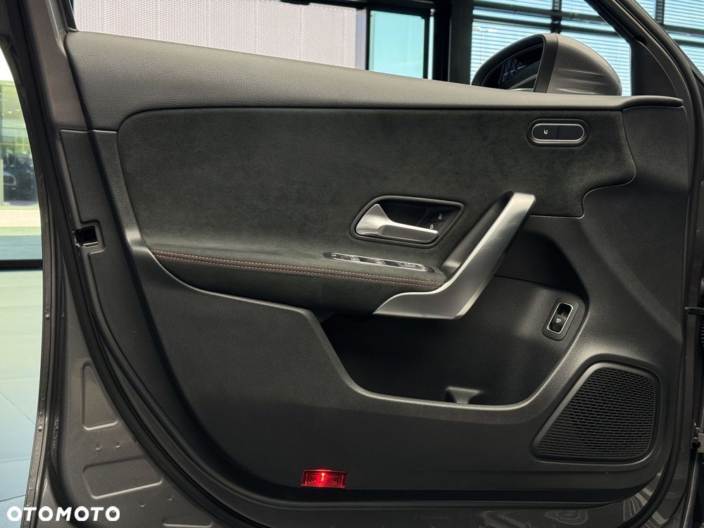 Mercedes-Benz Klasa A 200 AMG Line 7G-DCT - 14