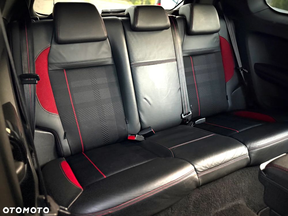 Peugeot 208 1.6 THP GTi - 29