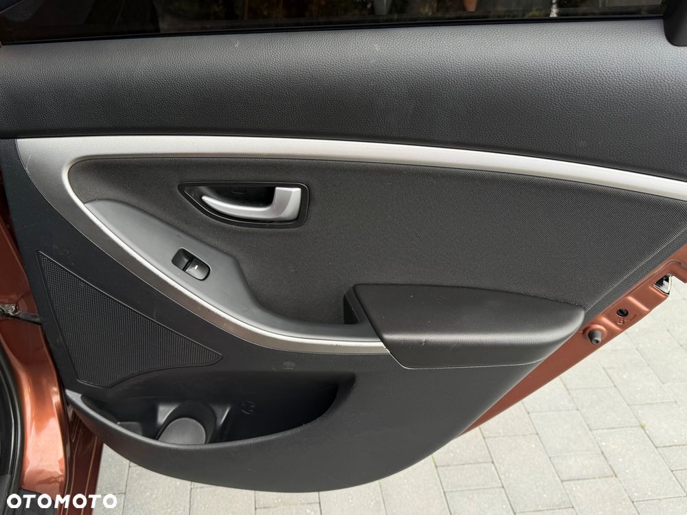 Hyundai i30 1.4 Trend - 32