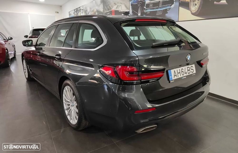 BMW 520 e Line Luxury - 16