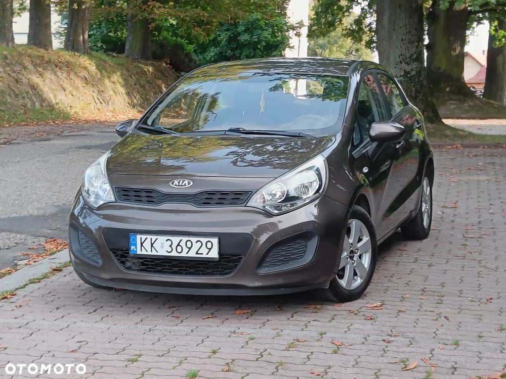 Kia Rio 1.2 M - 14