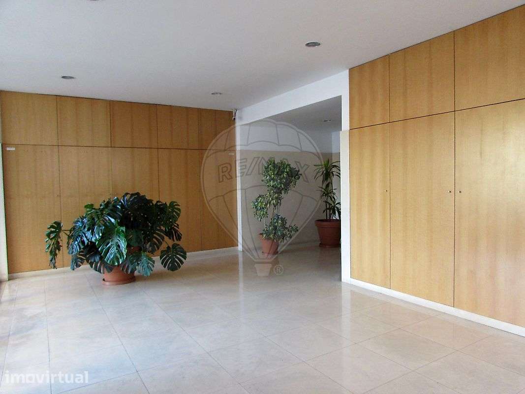 Apartamento T1 para arrendamento - Grande imagem: 3/11