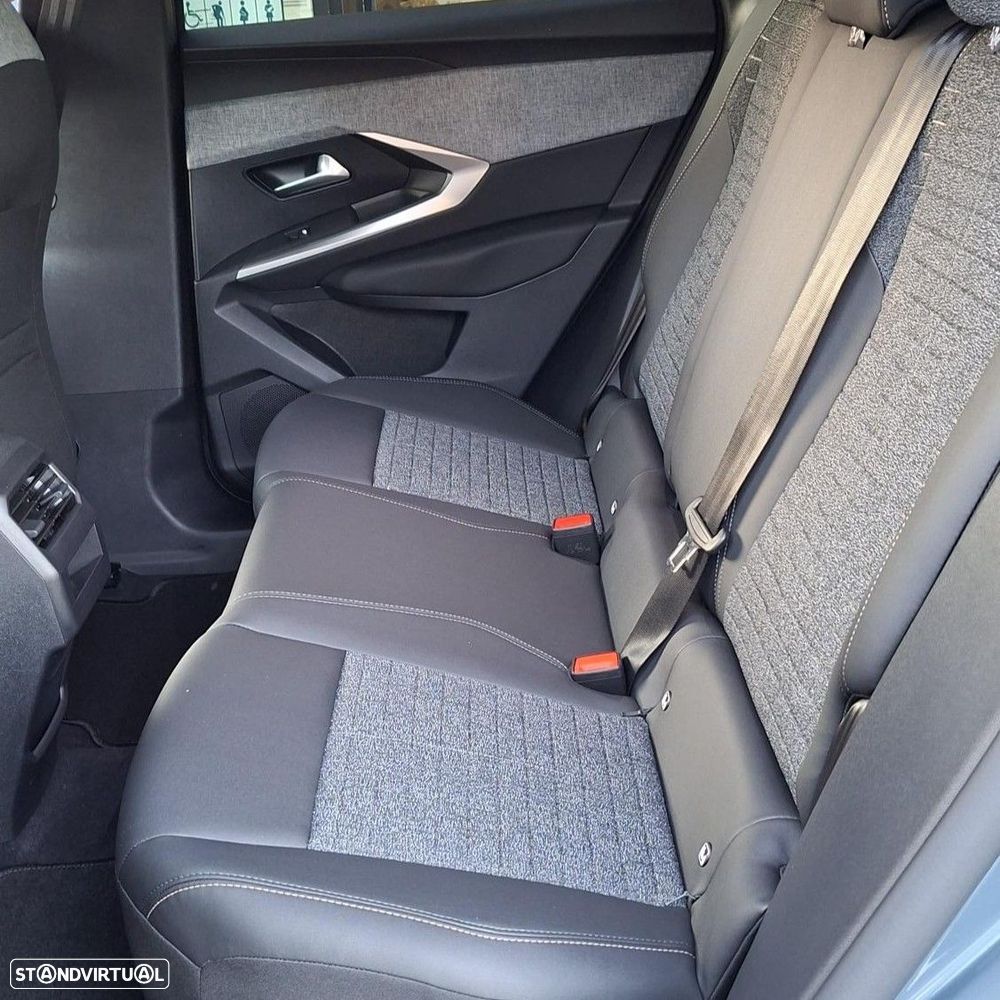 Peugeot E-3008 73 kWh Allure - 15