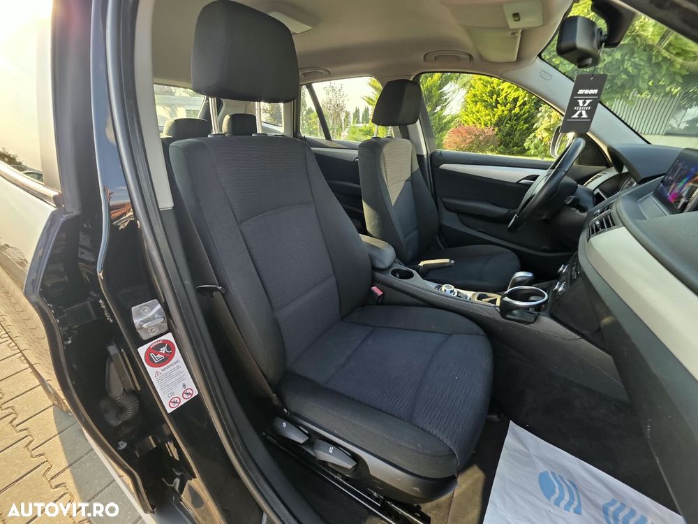 BMW X1 xDrive18d Aut. Sport Line - 11