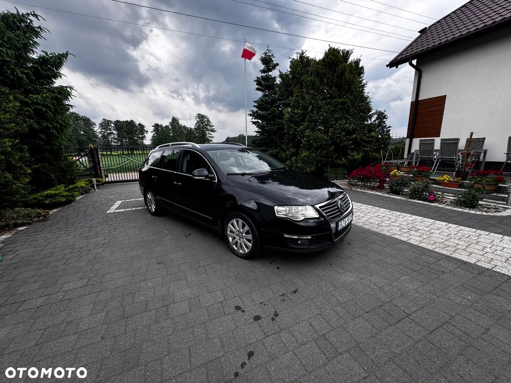 Volkswagen Passat 2.0 TDI DPF Highline - 23