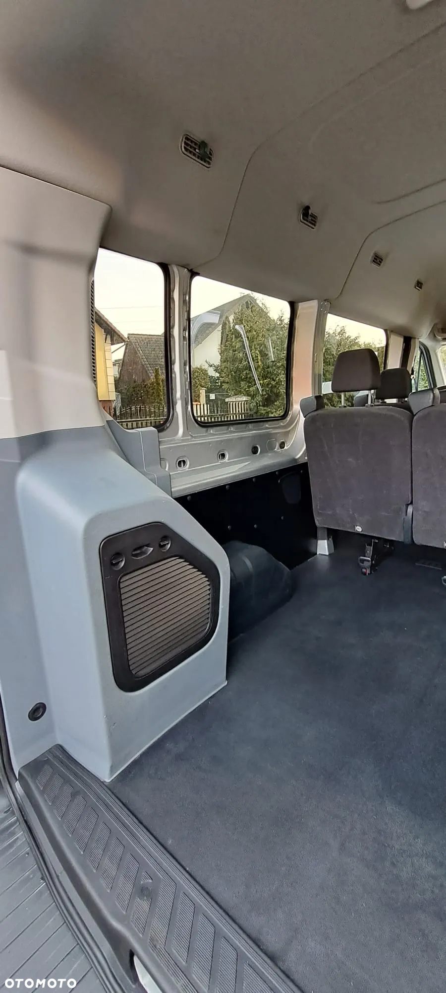 Ford Transit - 25