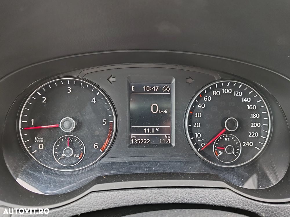 Volkswagen Sharan 2.0 TDI DSG (BlueMotion Technology) Highline - 3