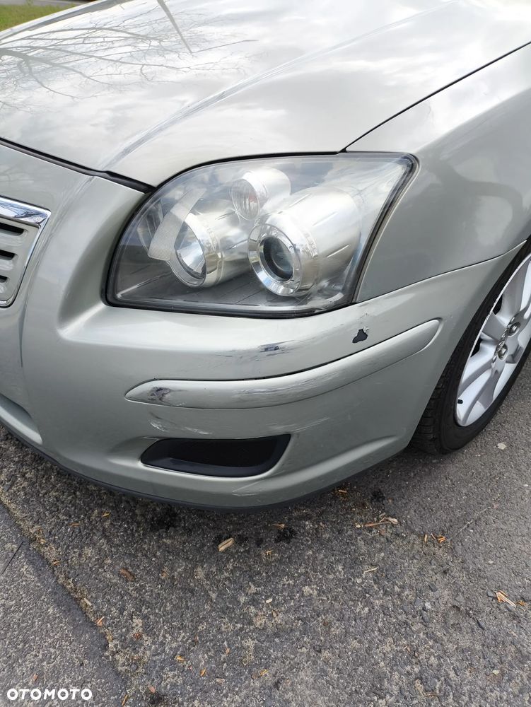 Toyota Avensis 1.8 VVT-i Luna - 5