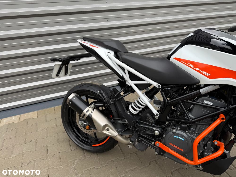 KTM Duke 390 - 21