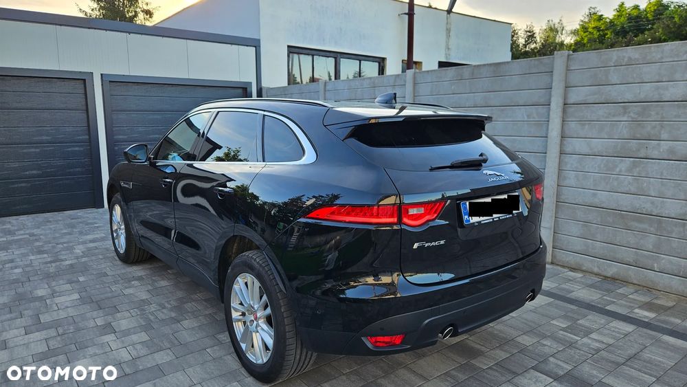 Jaguar F-Pace 2.0 i4D AWD Prestige - 3
