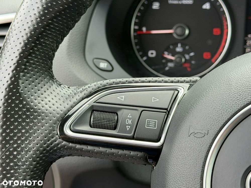 Audi Q3 2.0 TDI Quattro Sport S tronic - 23