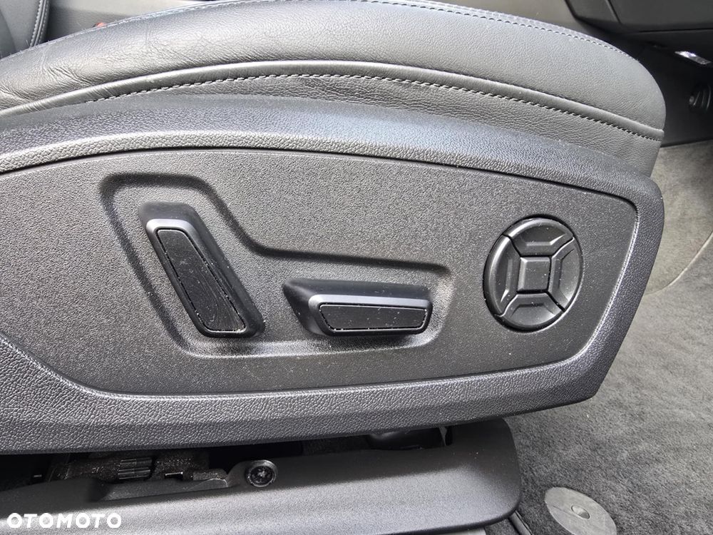 Audi A6 Avant 40 TDI quattro S tronic sport - 26