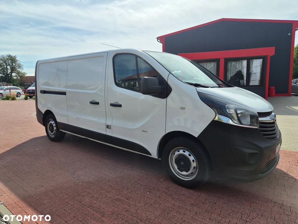 Opel Vivaro - 2