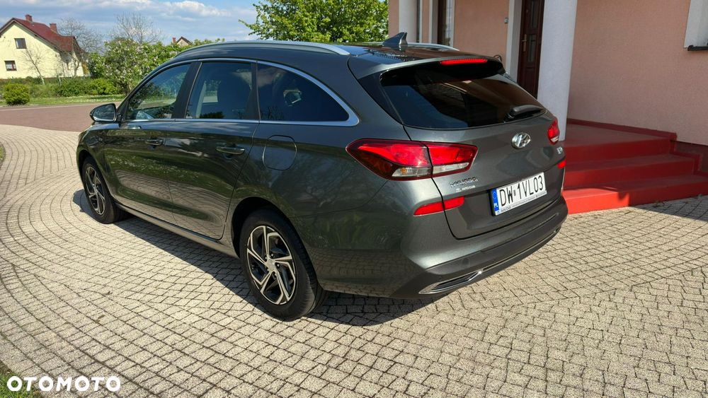 Hyundai i30 1.5 T-GDI 48V Executive - 32