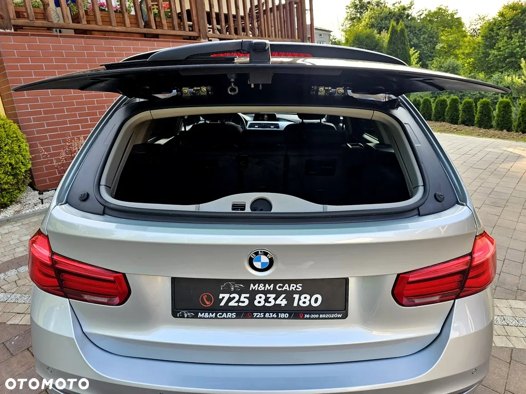 BMW Seria 3 318d Touring Sport Line - 28