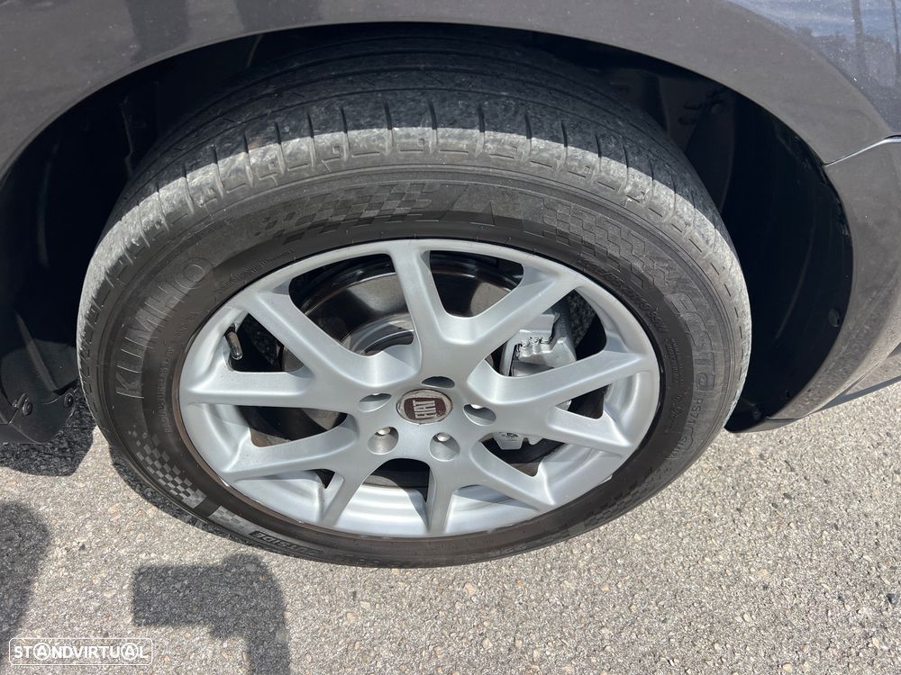 Fiat Freemont 2.0 M-Jet Urban - 9