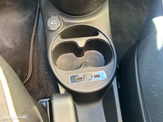 Fiat 500C 1.0 Hybrid Launch Edition - 9