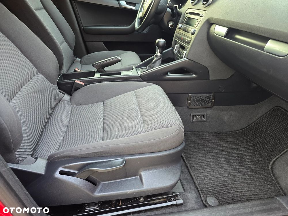 Audi A3 Sportback 1.8 TFSI Ambition - 29