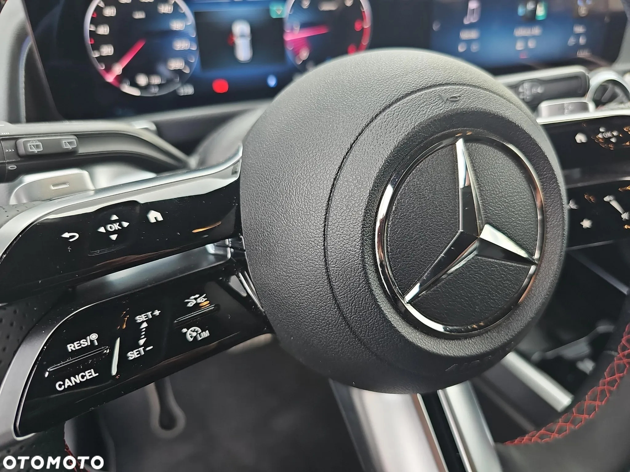 Mercedes-Benz GLB 220 d 4-Matic AMG Line 8G-DCT - 19