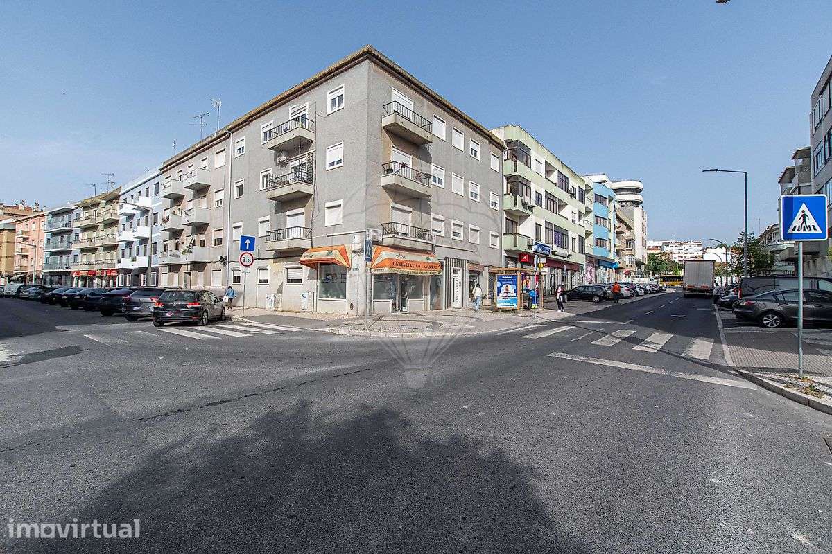 Apartamento T4 para venda - Grande imagem: 2/25
