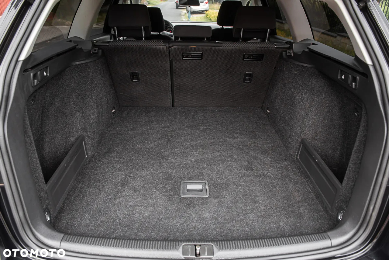 Volkswagen Passat - 8