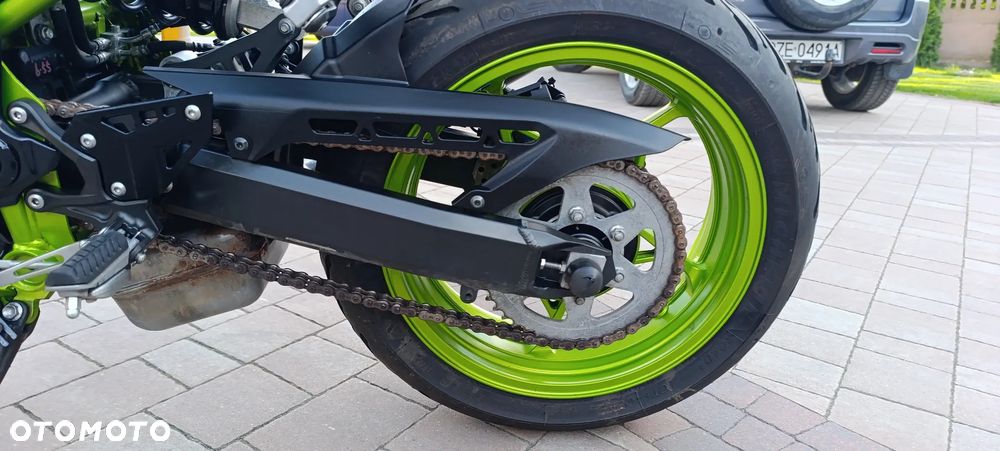 Kawasaki Z 900 - 32