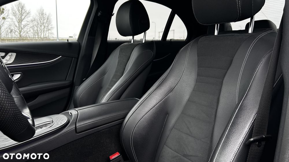 Mercedes-Benz Klasa E - 12