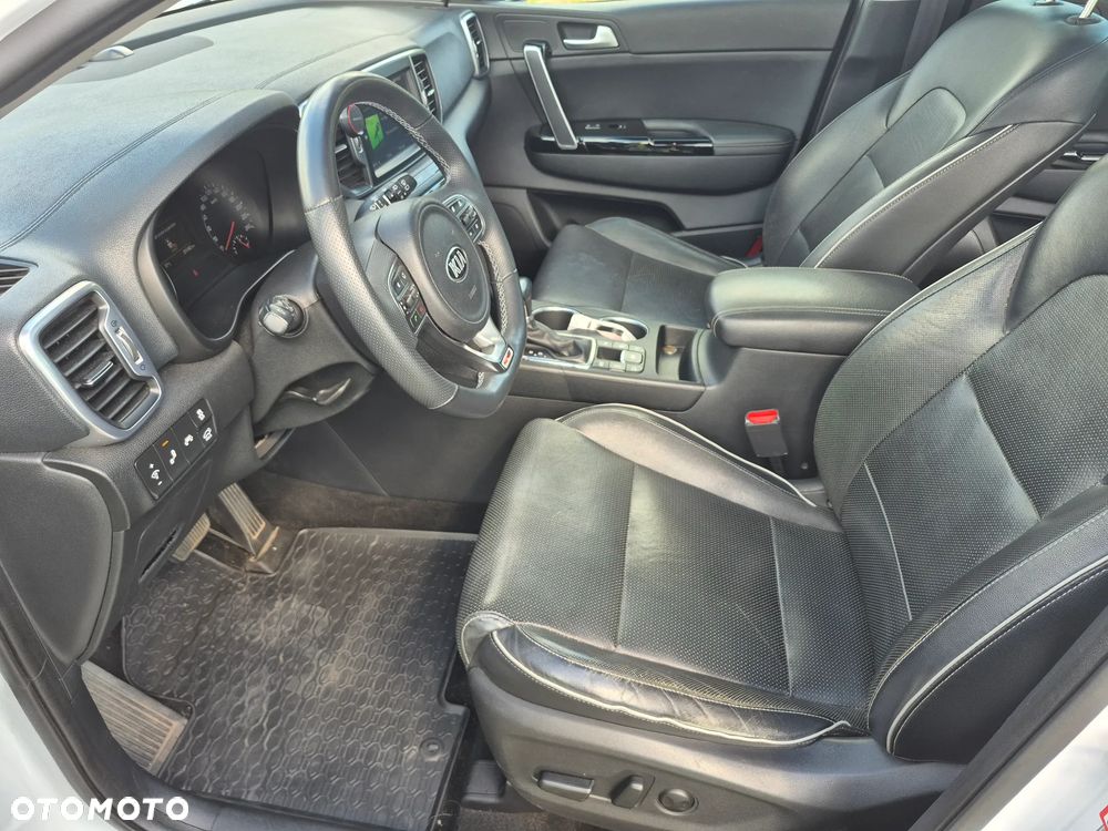 Kia Sportage 2,0 CRDI AWD GT Line - 24