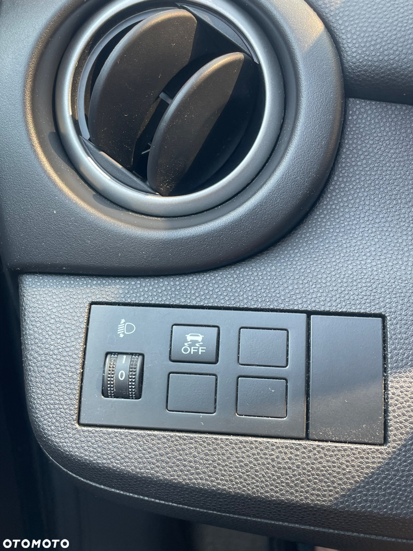Mazda 2 1.5 Exclusive + - 6