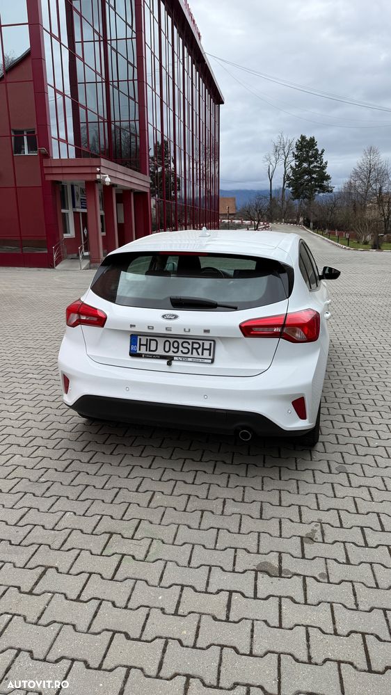 Ford Focus 1.0 EcoBoost Active - 4