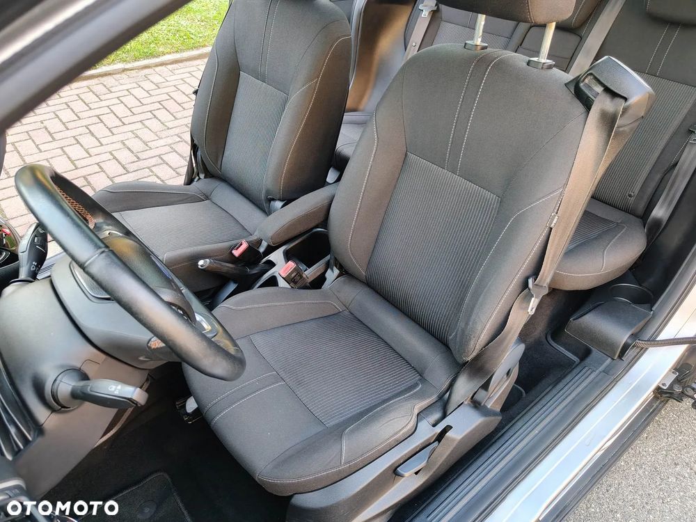 Ford B-MAX 1.6 TDCi Titanium - 14