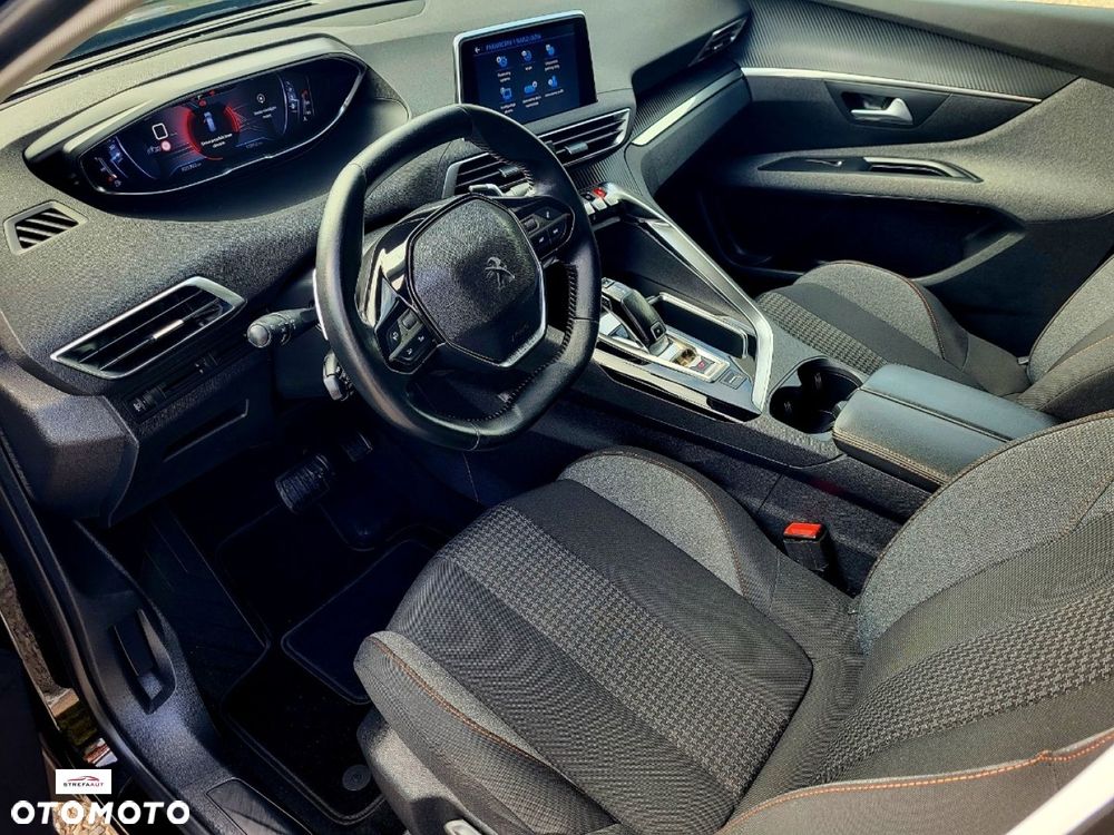 Peugeot 5008 - 27