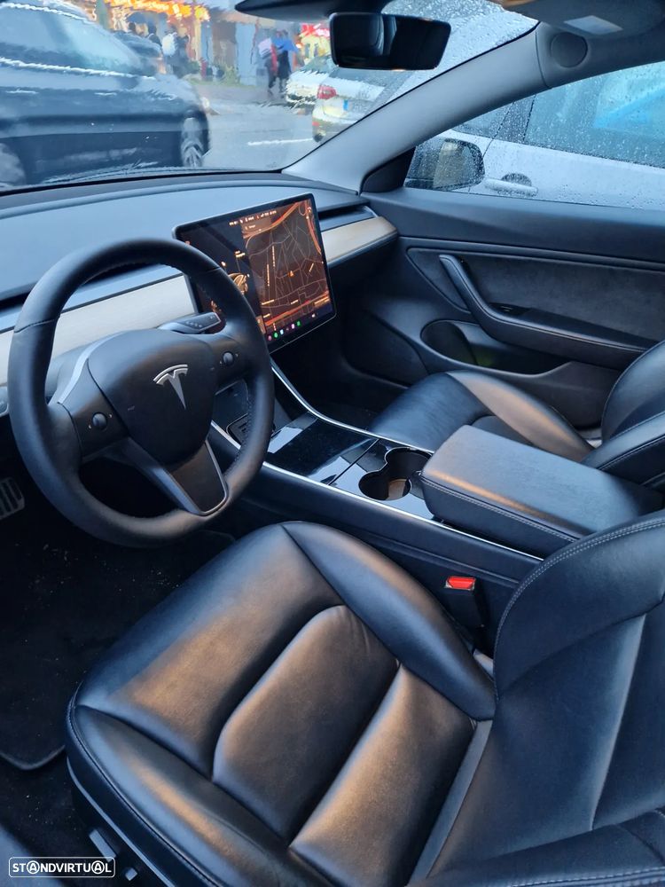 Tesla Model 3 Standard Range Plus RWD - 4