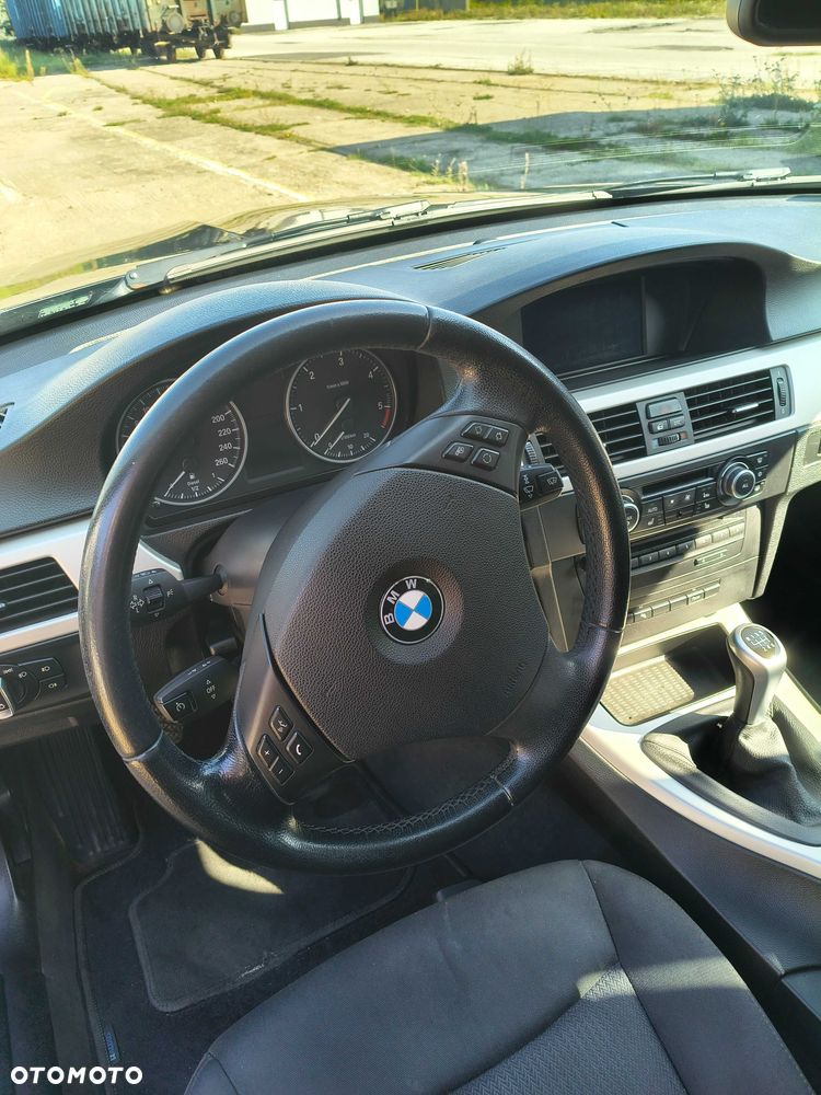BMW Seria 3 - 8